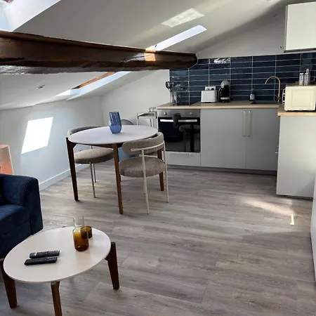 Cocon Lumineux Sous Les Toits De