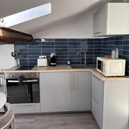 Cocon Lumineux Sous Les Toits De ニース