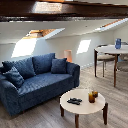 Cocon Lumineux Sous Les Toits De Apartamento